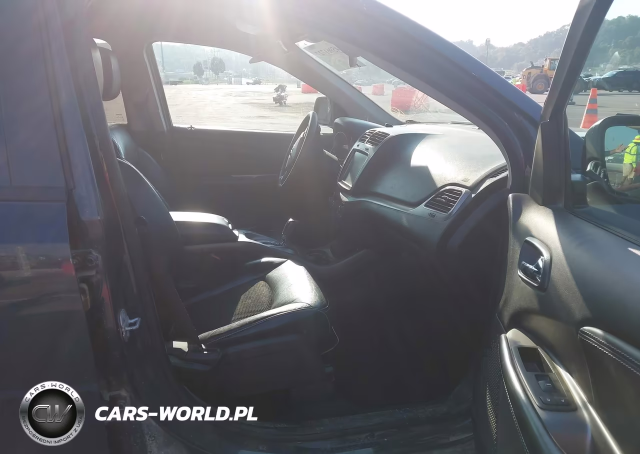 2018 Dodge Journey Crossroad Awd VIN:3C4PDDGG3JT388746 - 5