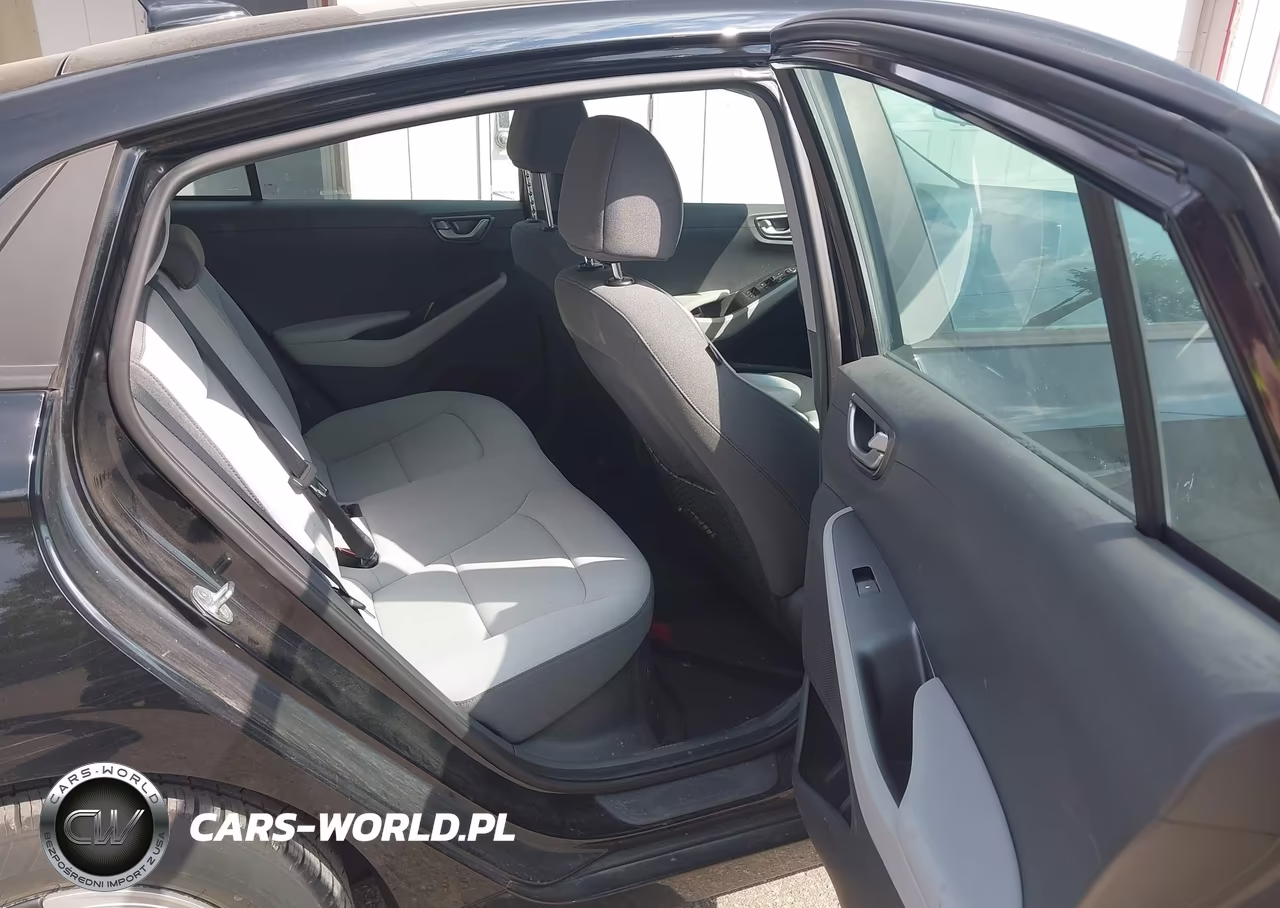 2021 Hyundai Ioniq Hybrid Blue VIN:KMHC65LC5MU246101 - 8
