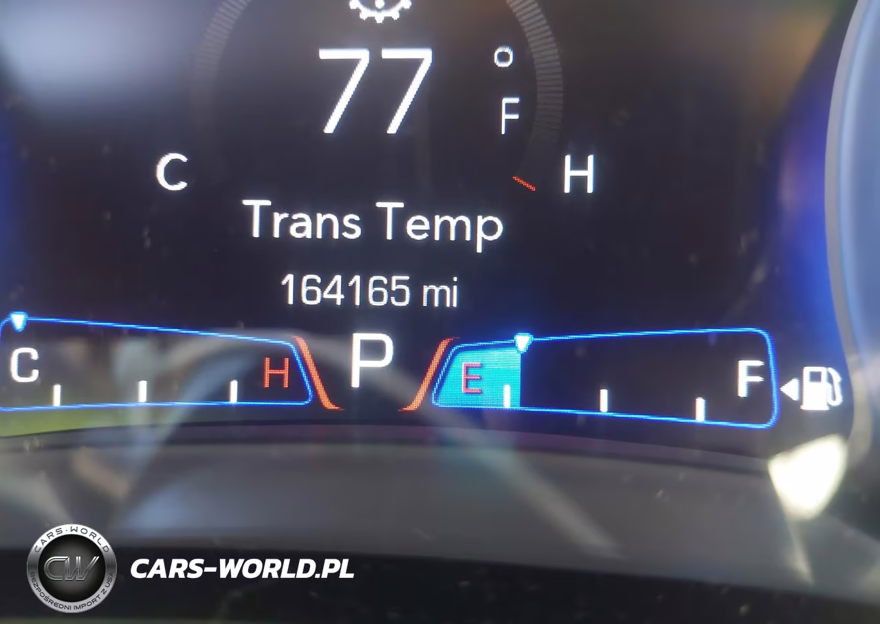 2015 Chrysler 300C VIN:2C3CCAET0FH756692 - 15