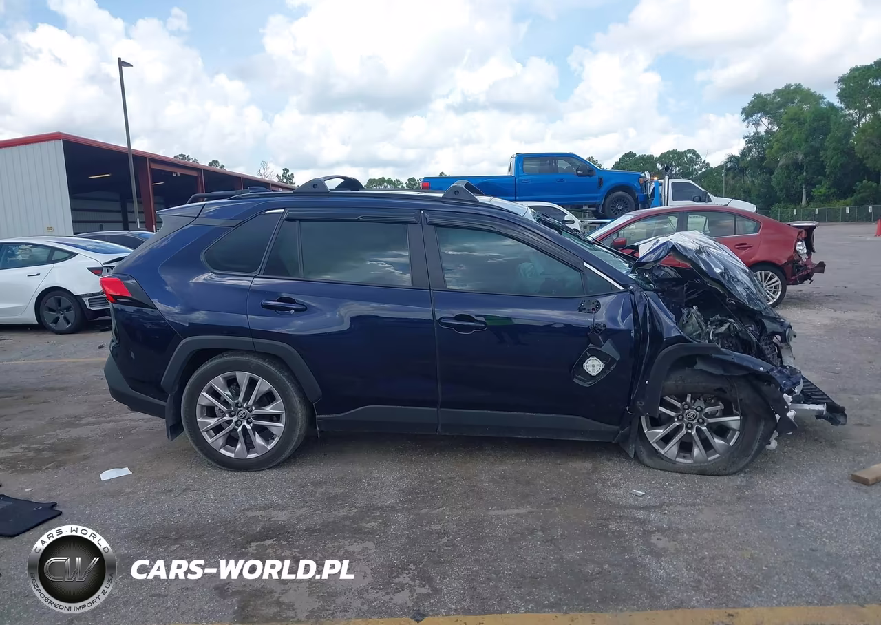 2024 Toyota Rav4 Xle Premium VIN:2T3C1RFV7RW340322 - 14