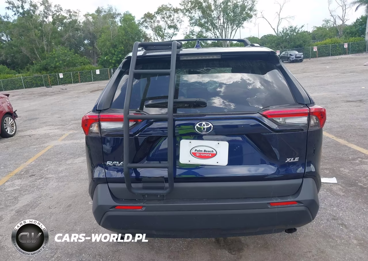 2024 Toyota Rav4 Xle Premium VIN:2T3C1RFV7RW340322 - 17