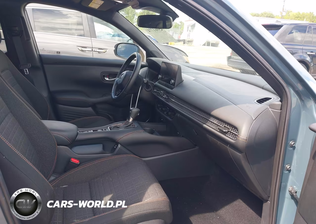 2025 Honda Hr-V Awd Sport VIN:3CZRZ2H5XSM783394 - 5