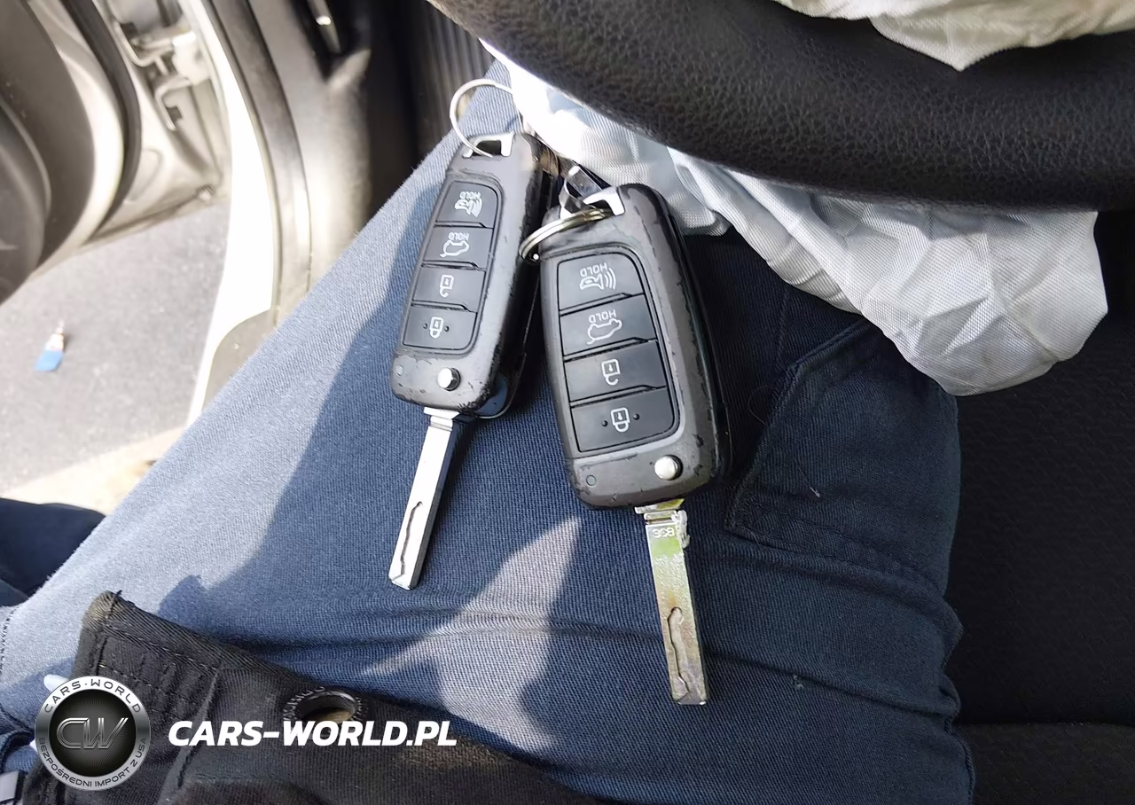2019 Hyundai Elantra Gt VIN:KMHH35LE9KU091789 - 11