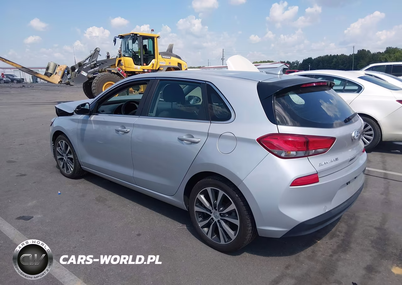 2019 Hyundai Elantra Gt VIN:KMHH35LE9KU091789 - 3