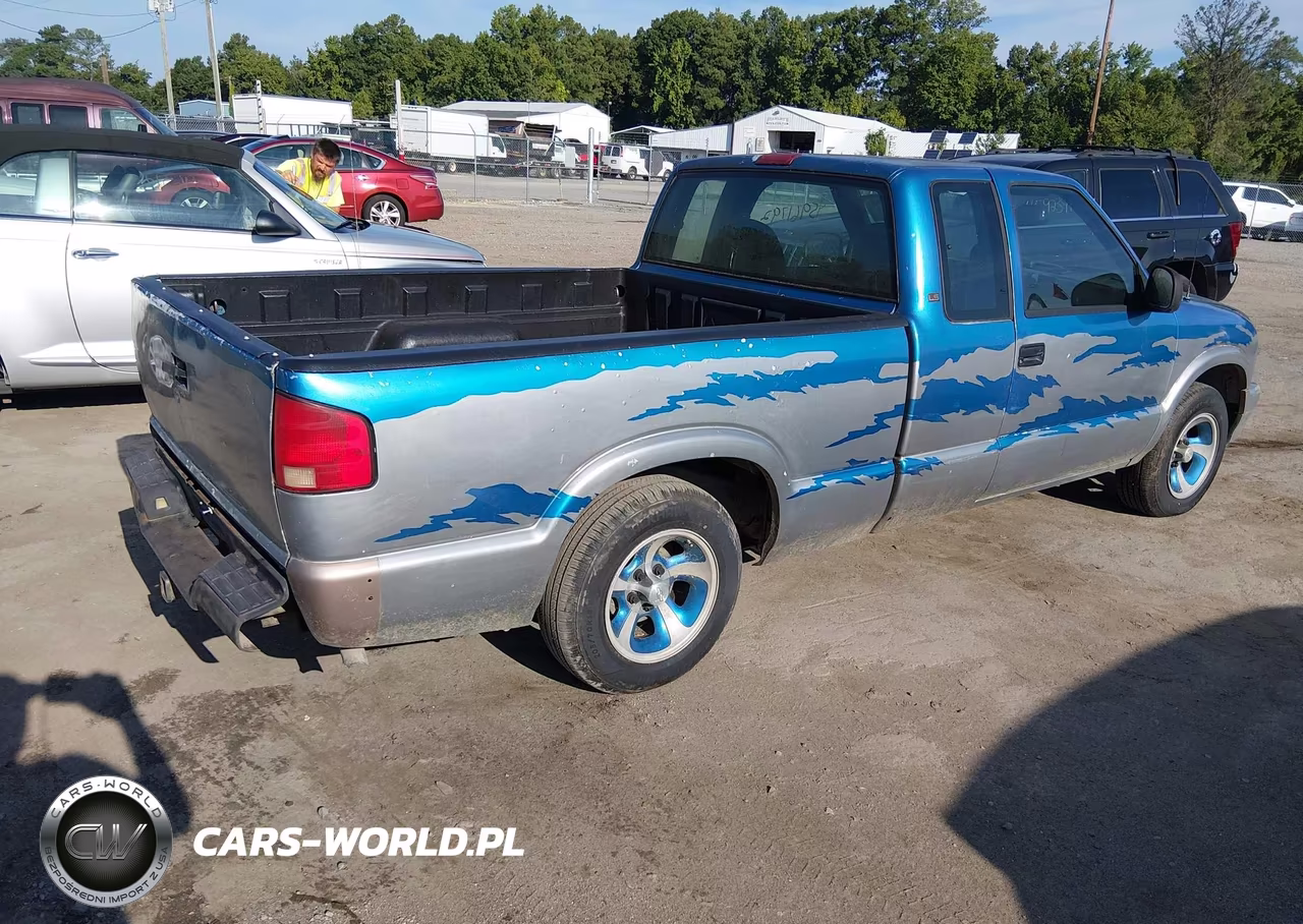 1997 Chevrolet S-10 Ls Fleetside VIN:1GCCS19X7V8170832 - 4