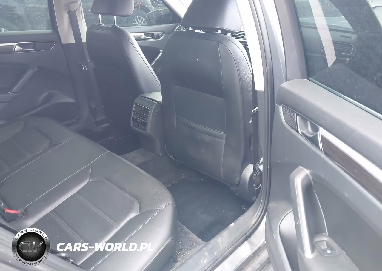 2018 Volkswagen Passat 2.0T Se VIN:1VWBA7A36JC029460 - 8