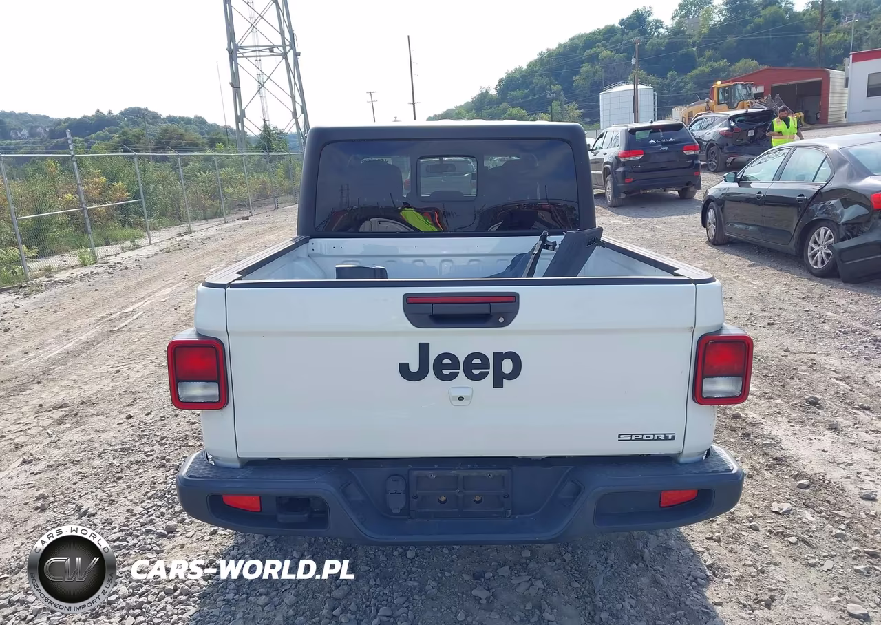 2020 Jeep Gladiator Sport S 4X4 VIN:1C6HJTAG9LL124968 - 17