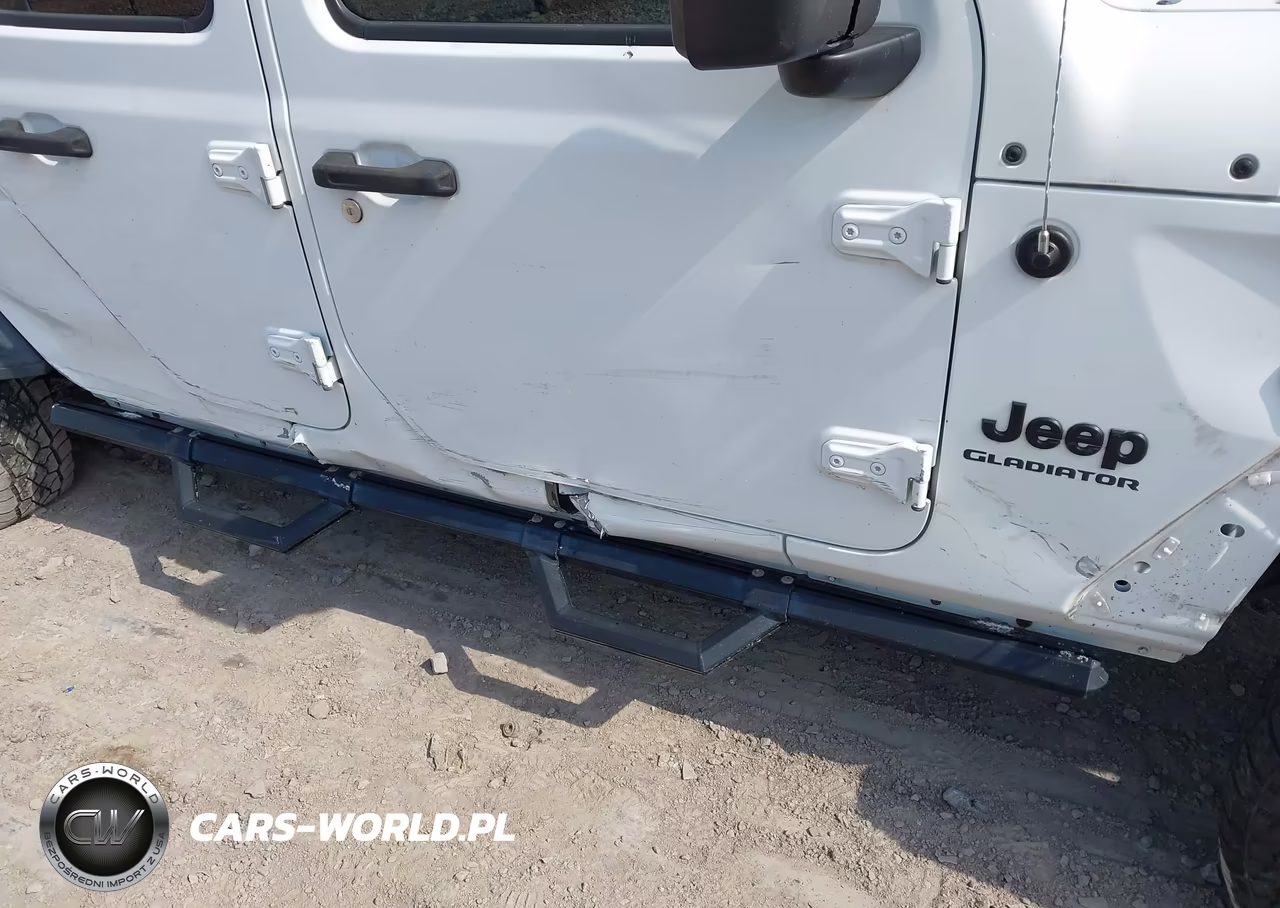 2020 Jeep Gladiator Sport S 4X4 VIN:1C6HJTAG9LL124968 - 18