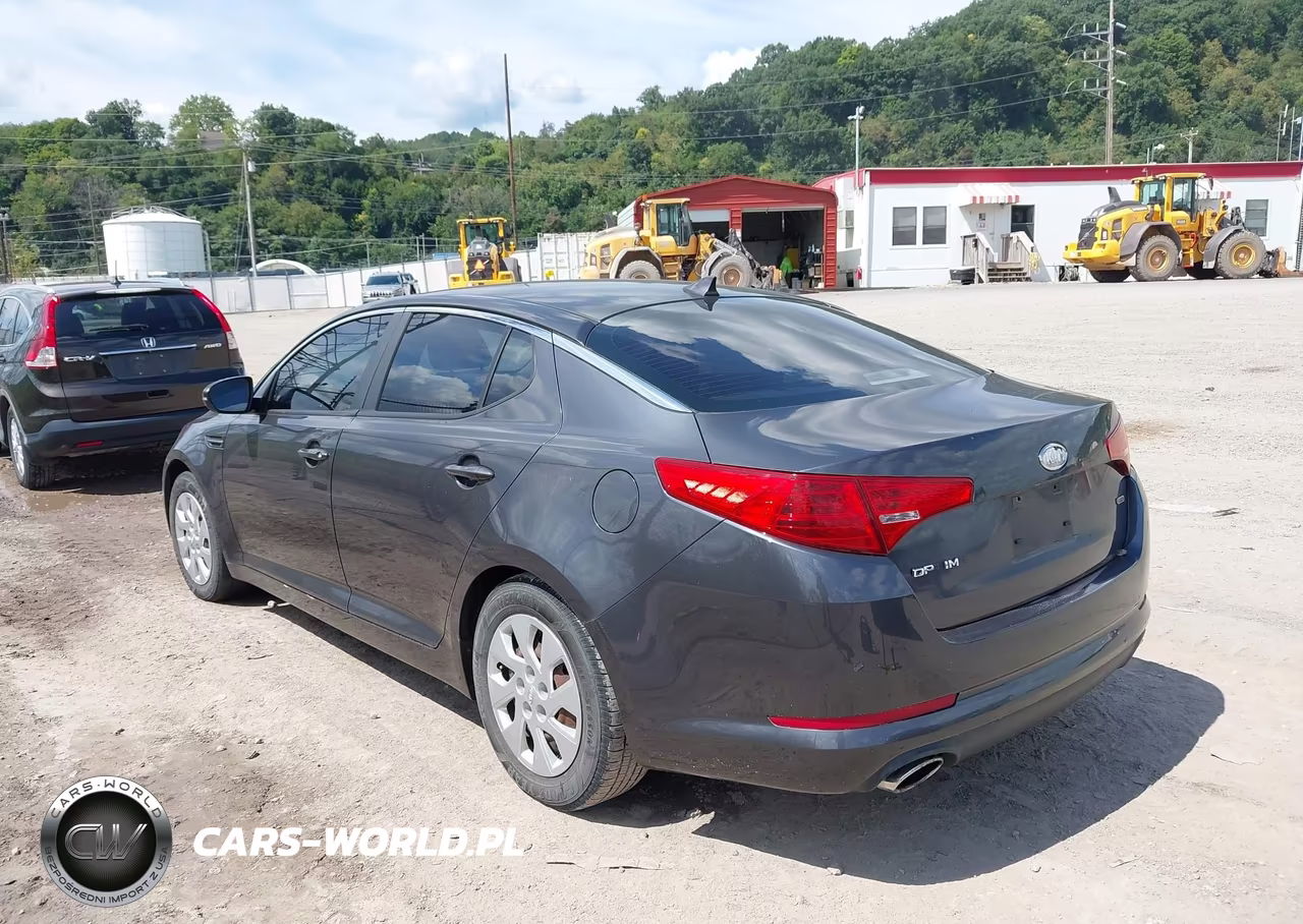 2011 Kia Optima Lx VIN:KNAGM4A73B5100196 - 3