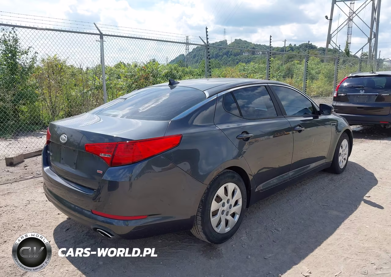 2011 Kia Optima Lx VIN:KNAGM4A73B5100196 - 4