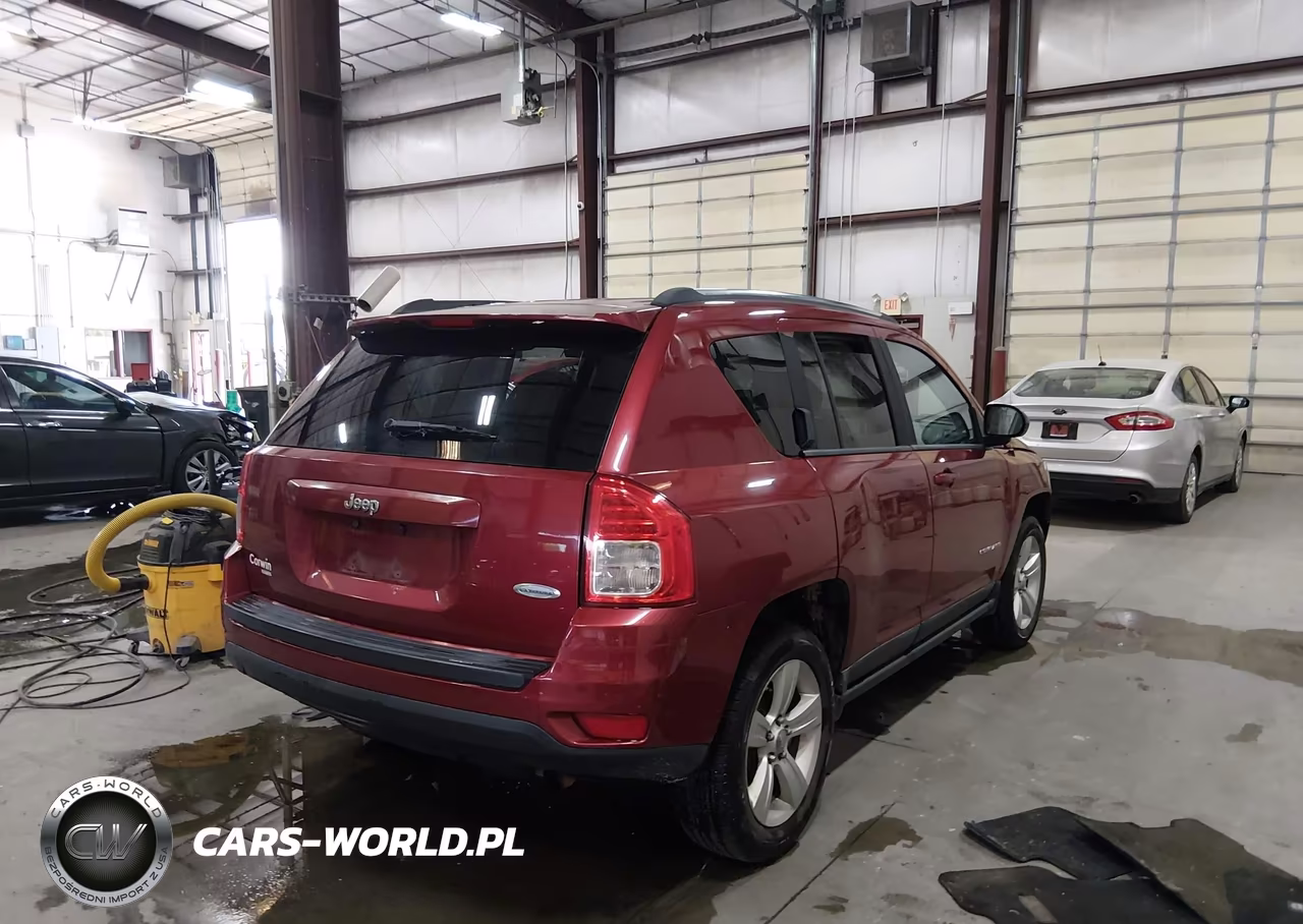 2011 Jeep Compass VIN:1J4NT1FB2BD208589 - 4