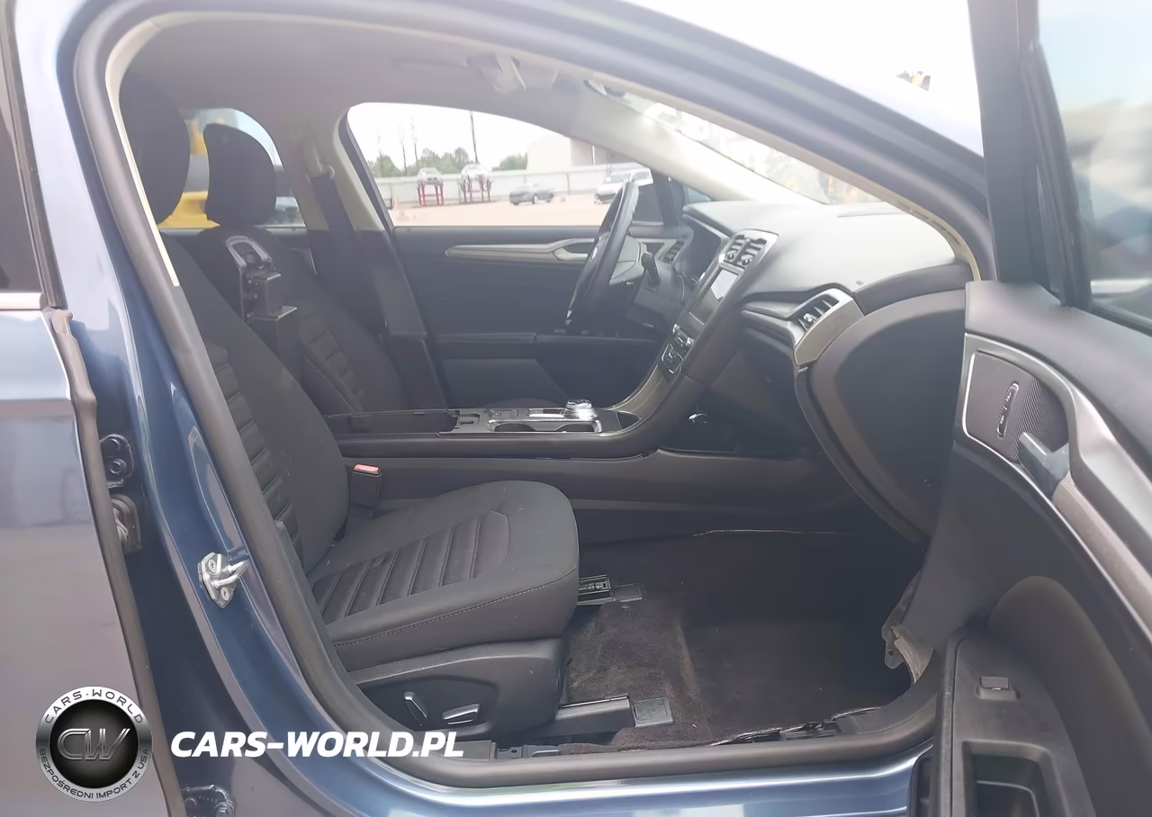 2018 Ford Fusion Se VIN:3FA6P0HD1JR161042 - 5