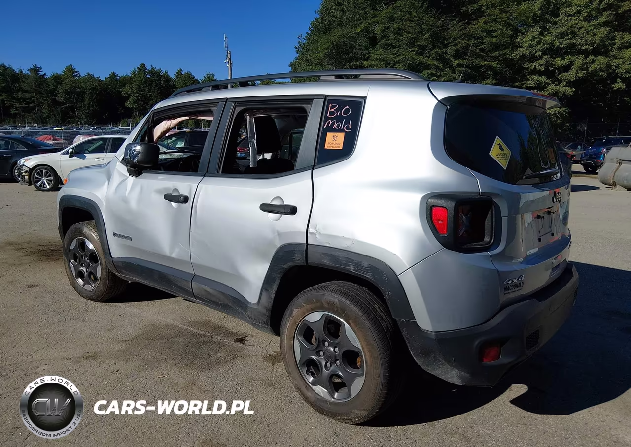 2018 Jeep Renegade Sport 4X4 VIN:ZACCJBAB8JPG98035 - 3