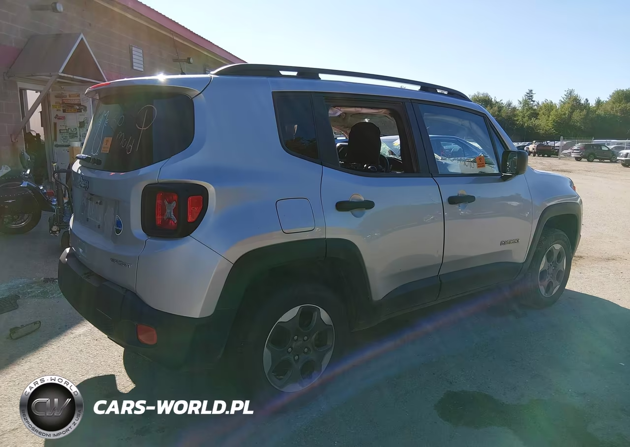 2018 Jeep Renegade Sport 4X4 VIN:ZACCJBAB8JPG98035 - 4