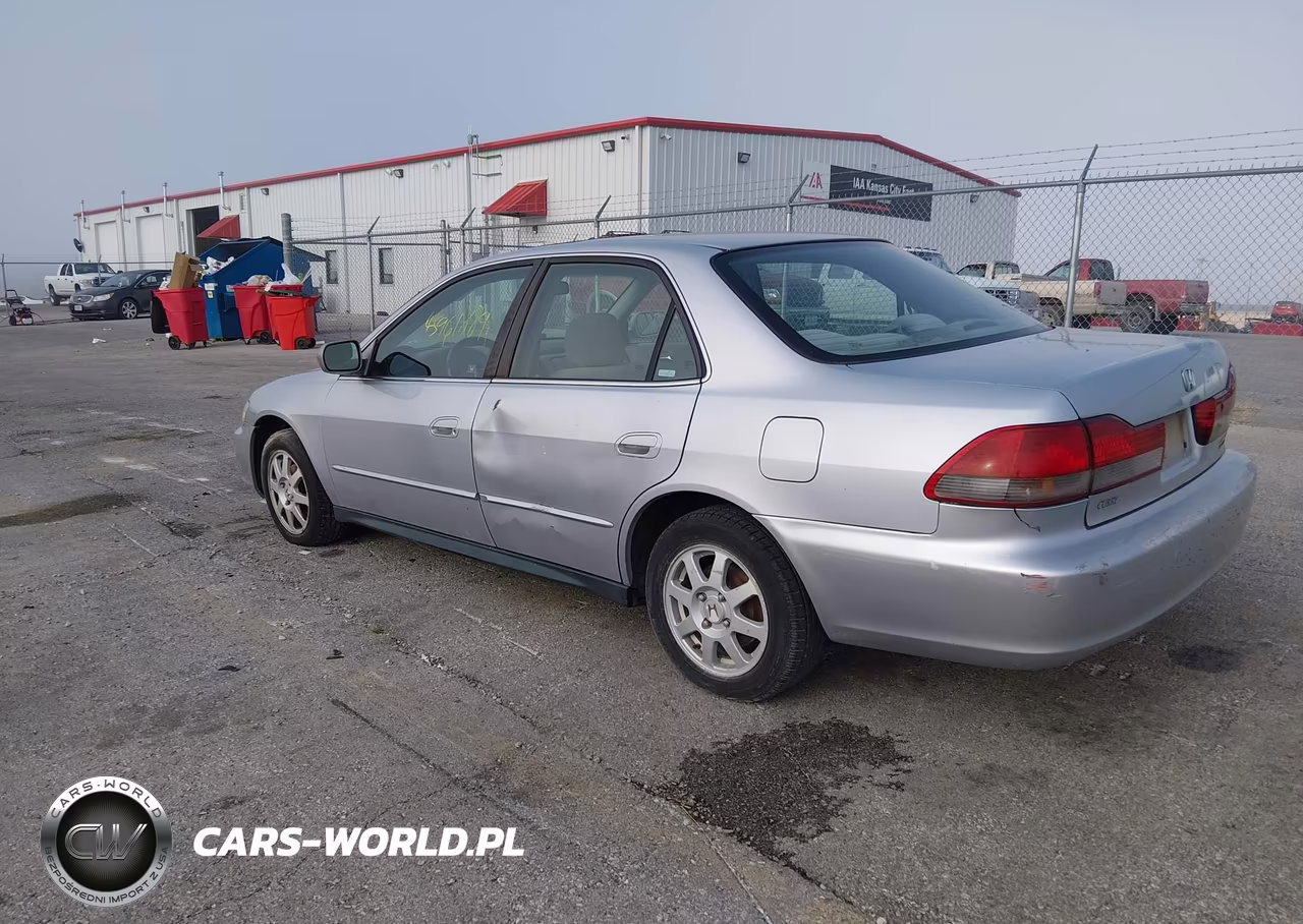 2002 Honda Accord Ex-Se VIN:1HGCG66882A097360 - 3