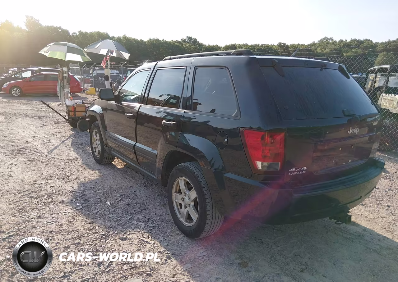 2006 Jeep Grand Cherokee Laredo VIN:1J4GR48K86C289843 - 3
