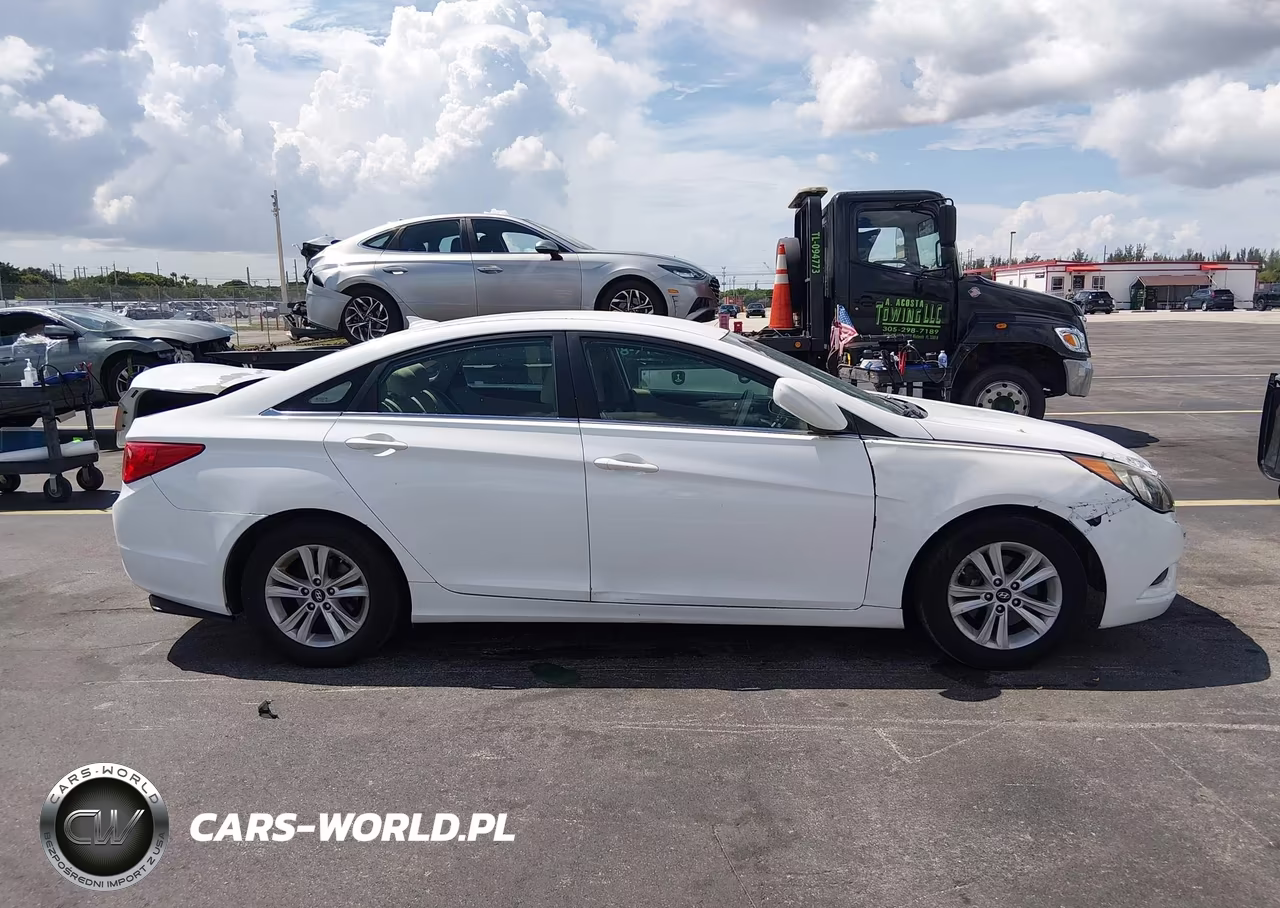 2013 Hyundai Sonata Gls VIN:5NPEB4AC3DH664575 - 13