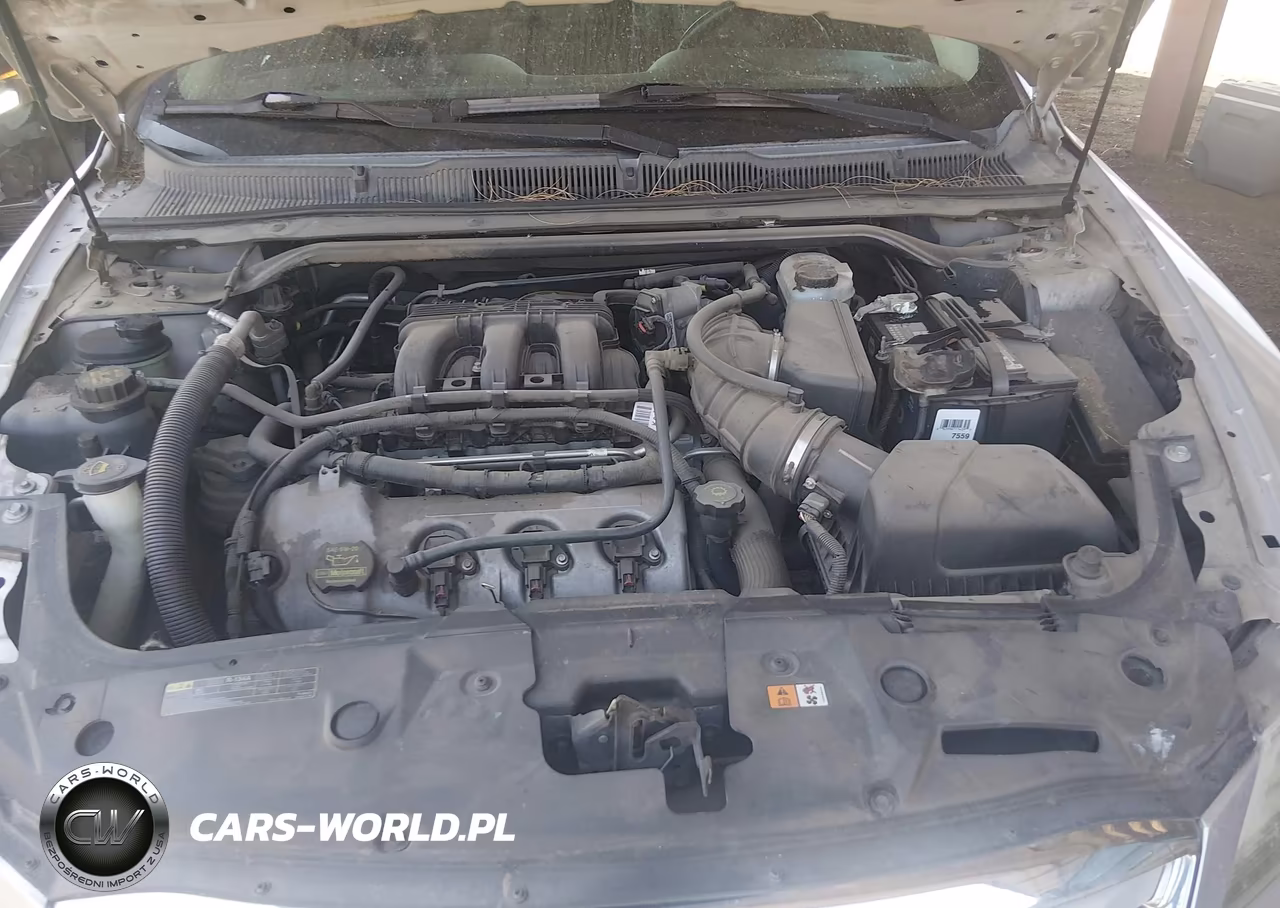 FORD TAURUS LIM VIN:1FAHP2JW7AG109020 - 10