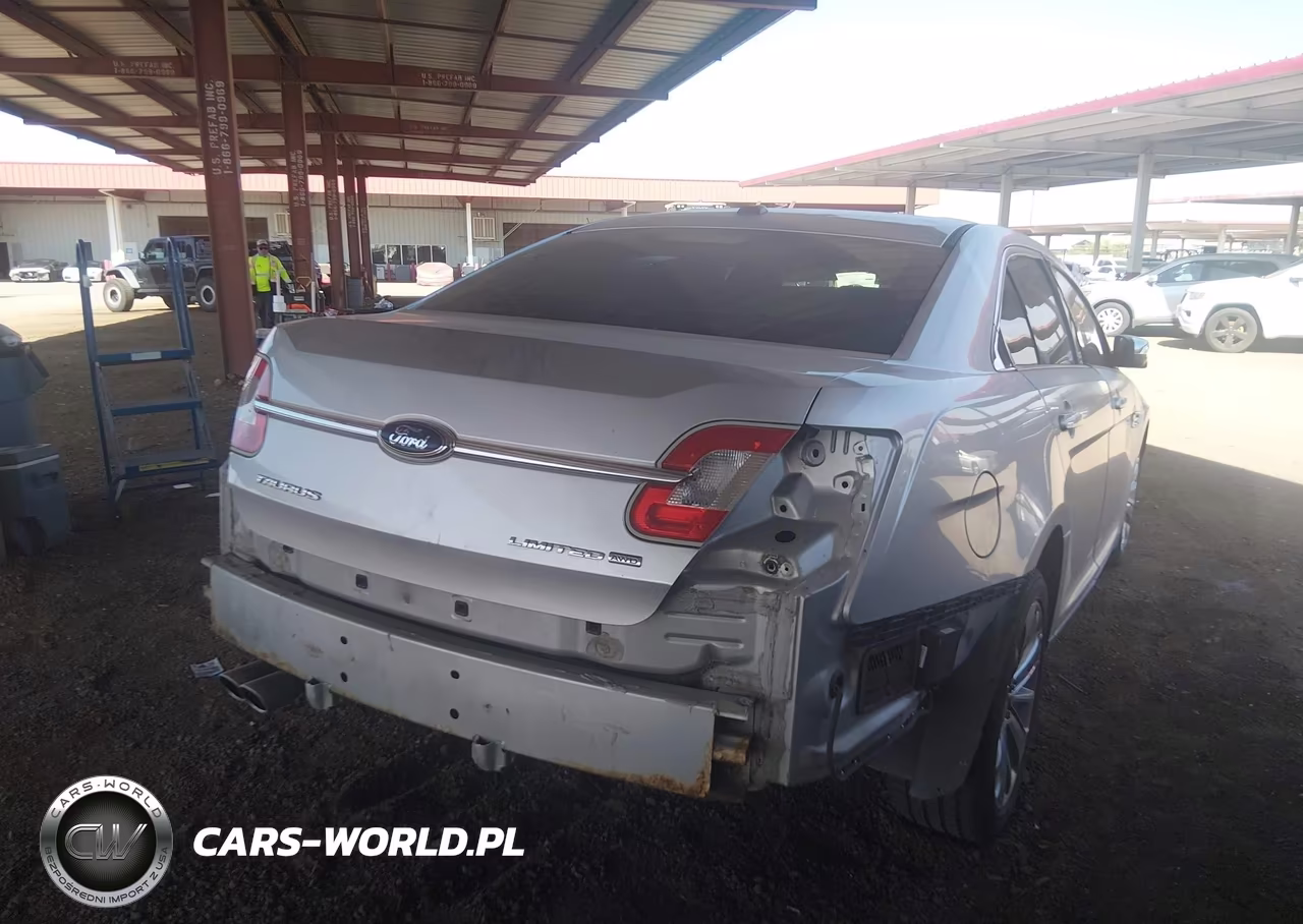 FORD TAURUS LIM VIN:1FAHP2JW7AG109020 - 13