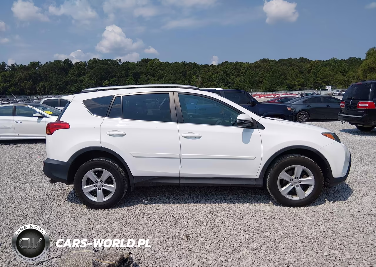 2013 Toyota Rav4 Xle VIN:2T3RFREV1DW070154 - 13
