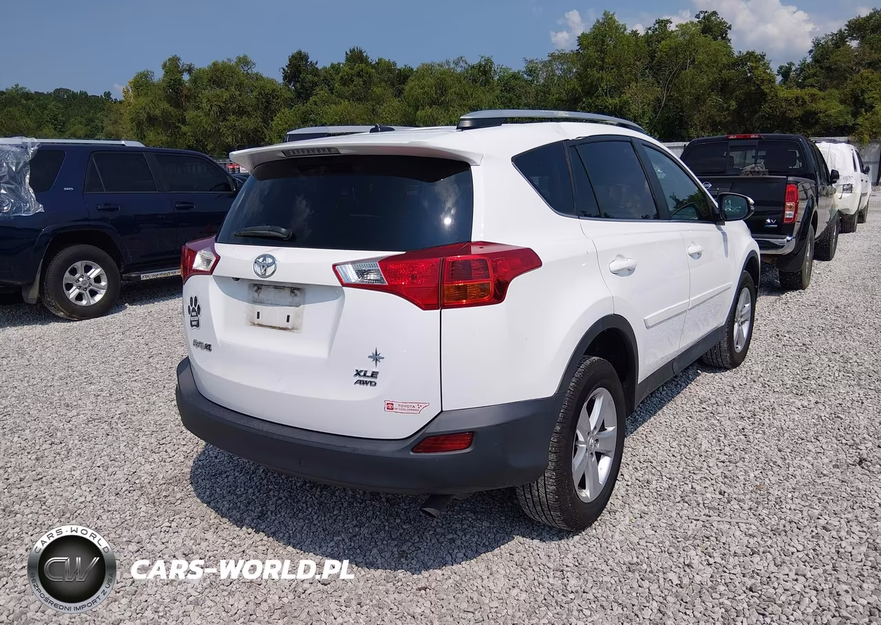 2013 Toyota Rav4 Xle VIN:2T3RFREV1DW070154 - 4