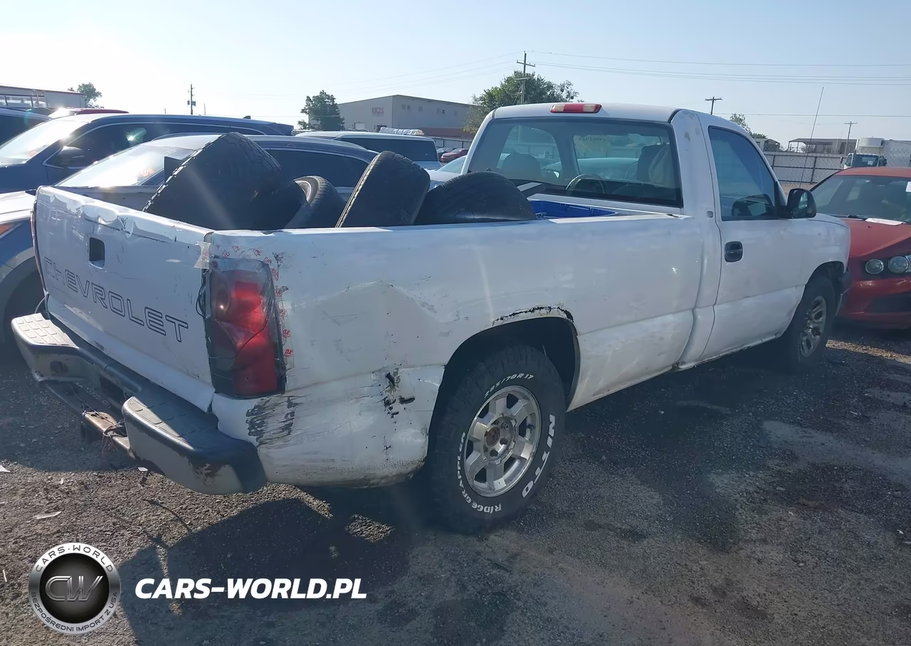 2005 Chevrolet Silverado 1500 Work Truck VIN:1GCEC14V35E181100 - 4
