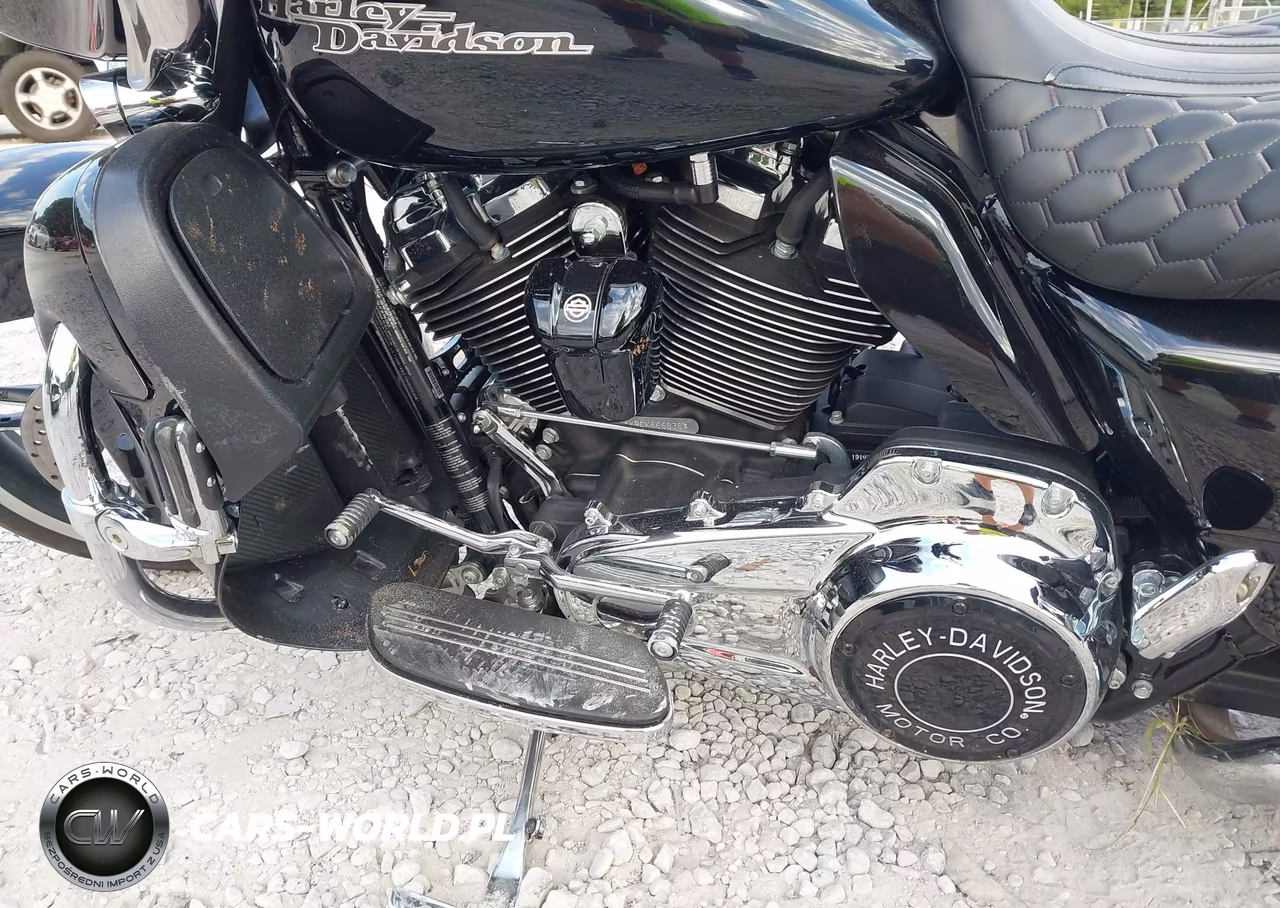 2019 Harley-Davidson Flhx VIN:1HD1KBC13KB666838 - 9
