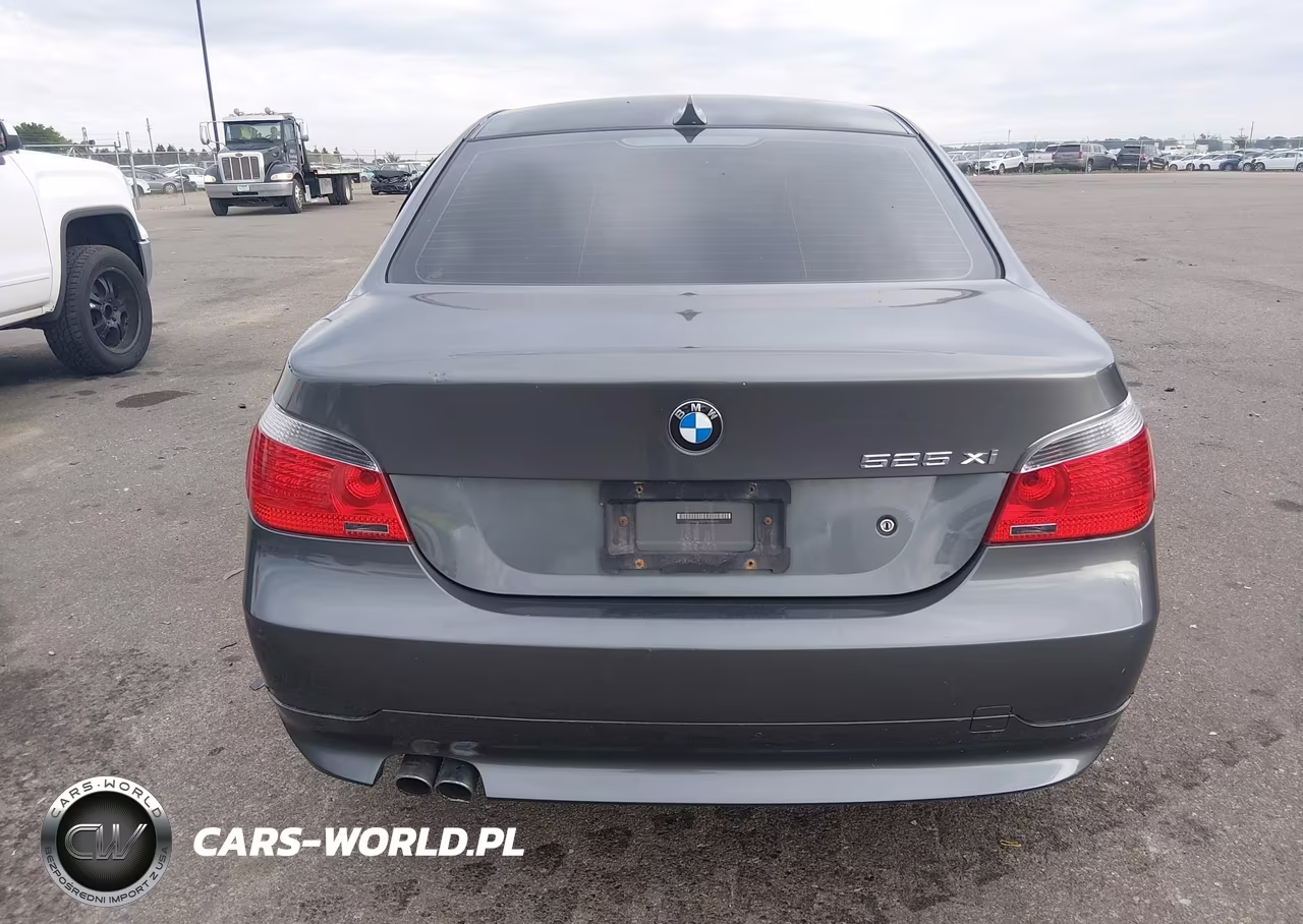 2007 BMW 525Xi VIN:WBANF33577B999340 - 16
