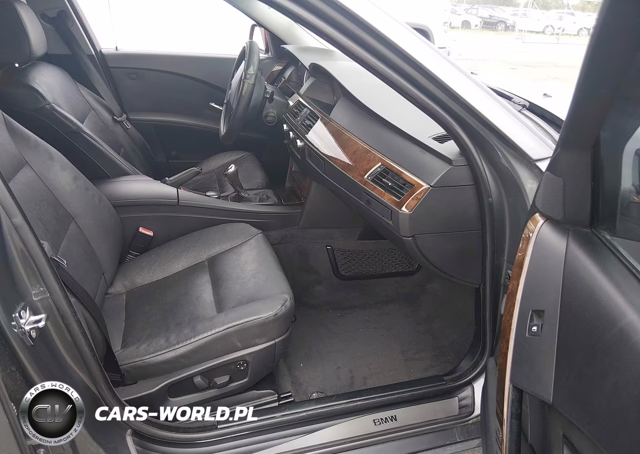 2007 BMW 525Xi VIN:WBANF33577B999340 - 5