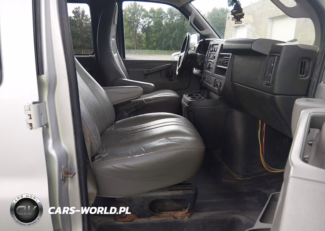 2016 Chevrolet Express 2500 Ls VIN:1GAWGEFFXG1282062 - 5