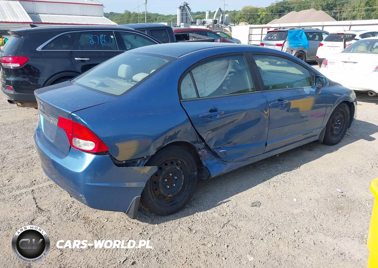 2009 Honda Civic Lx VIN:19XFA16529E004636 - 4
