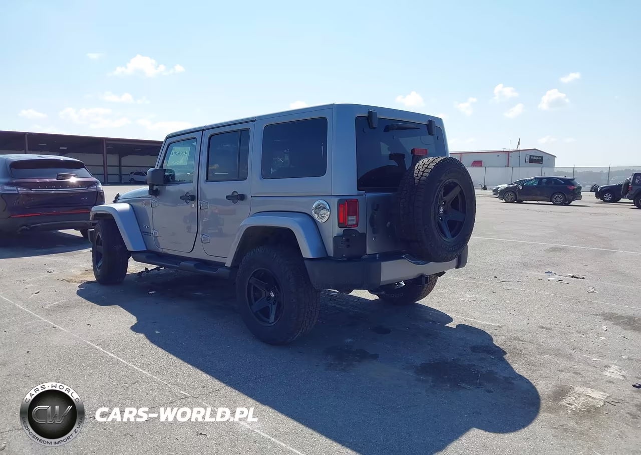 2017 Jeep Wrangler Unlimited Sahara 4X4 VIN:1C4BJWEG5HL696752 - 3