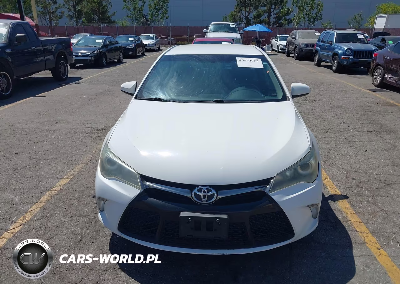 2015 Toyota Camry Se VIN:4T1BF1FK3FU902323 - 12