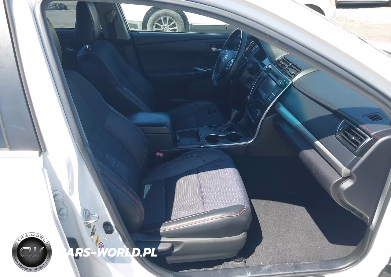 2015 Toyota Camry Se VIN:4T1BF1FK3FU902323 - 5
