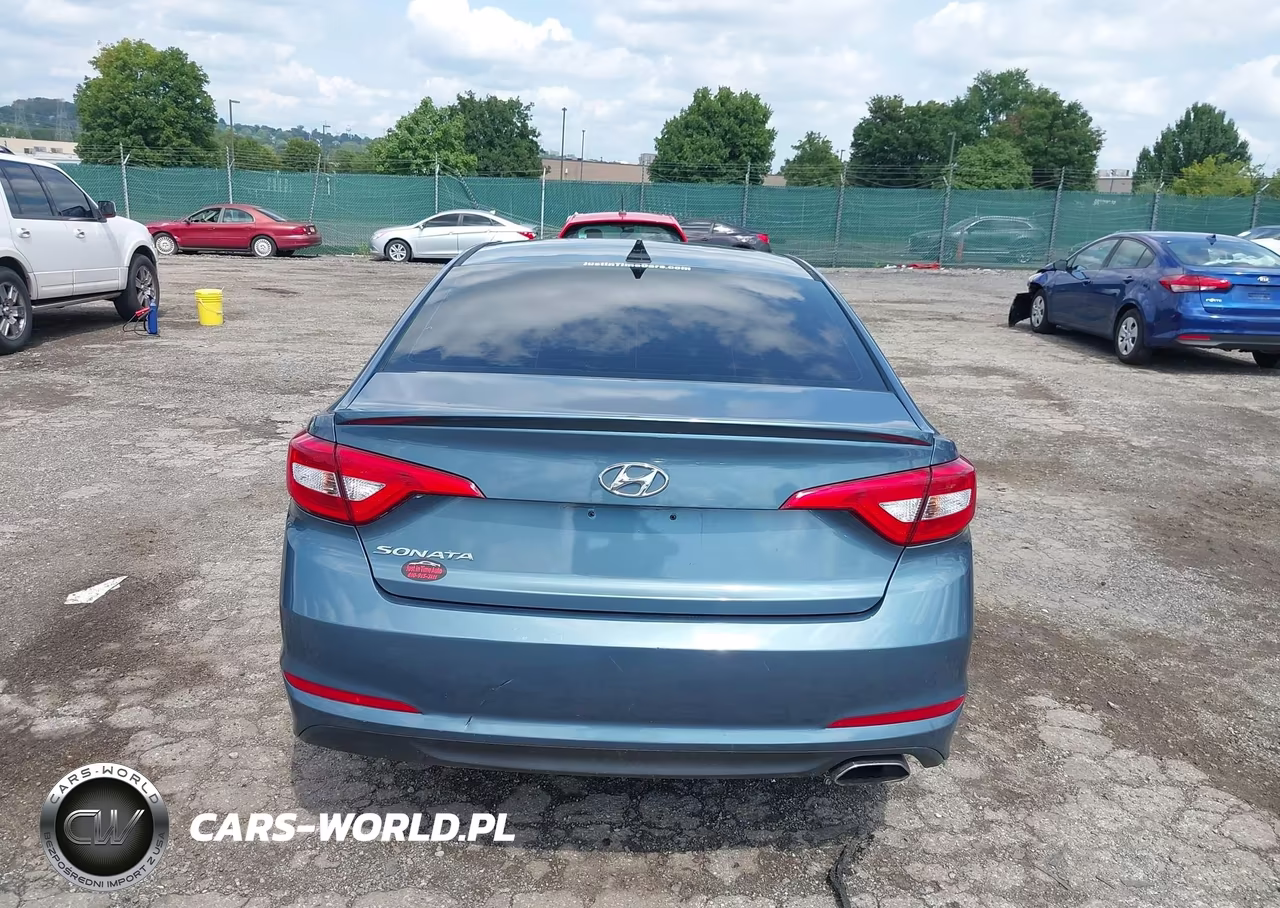 2015 Hyundai Sonata Se VIN:5NPE24AF8FH121929 - 17