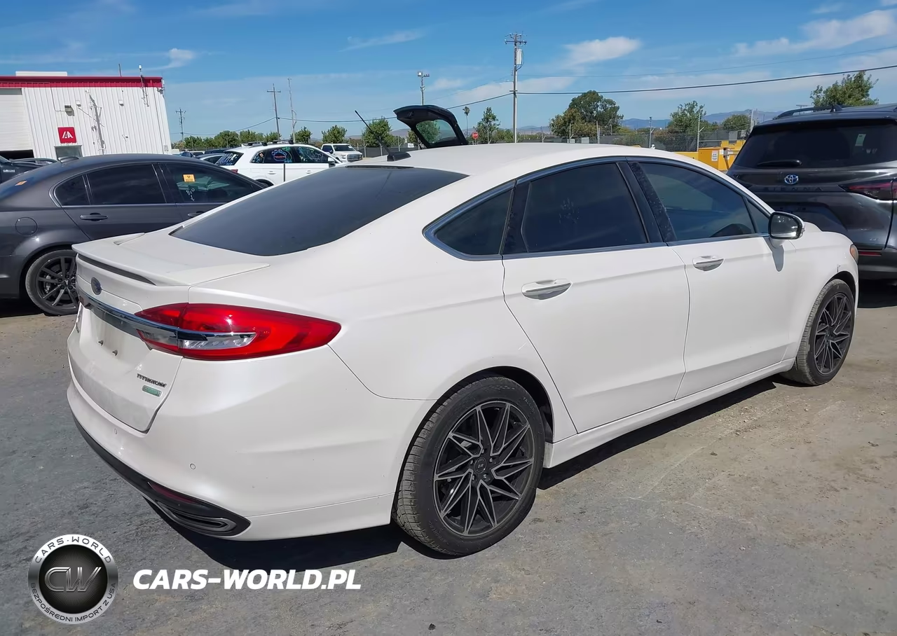 2017 Ford Fusion Titanium VIN:3FA6P0K94HR265068 - 4