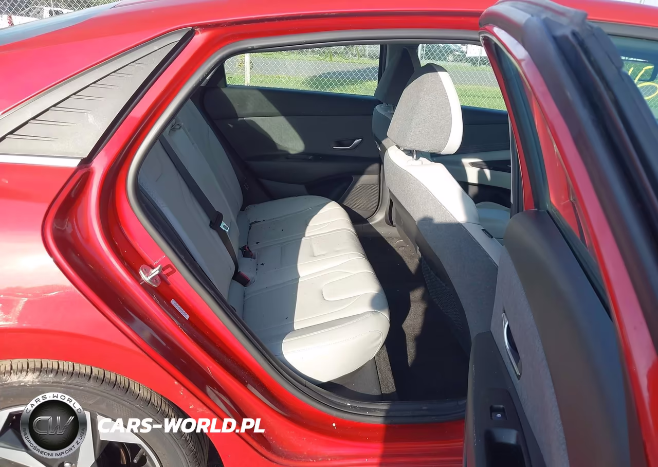 2022 Hyundai Elantra Limited VIN:KMHLP4AG0NU334164 - 8
