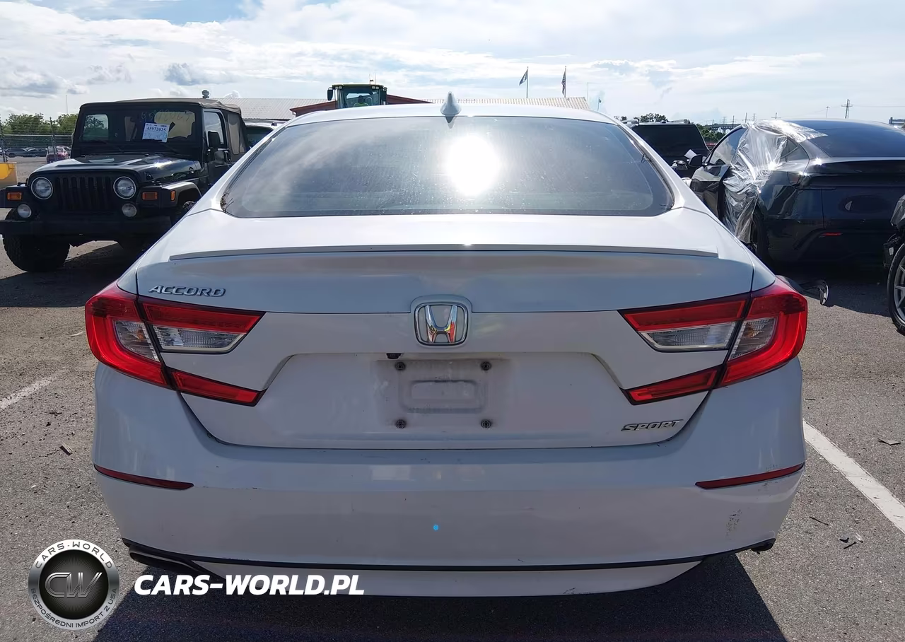 2018 Honda Accord Sport VIN:1HGCV1F33JA194977 - 16