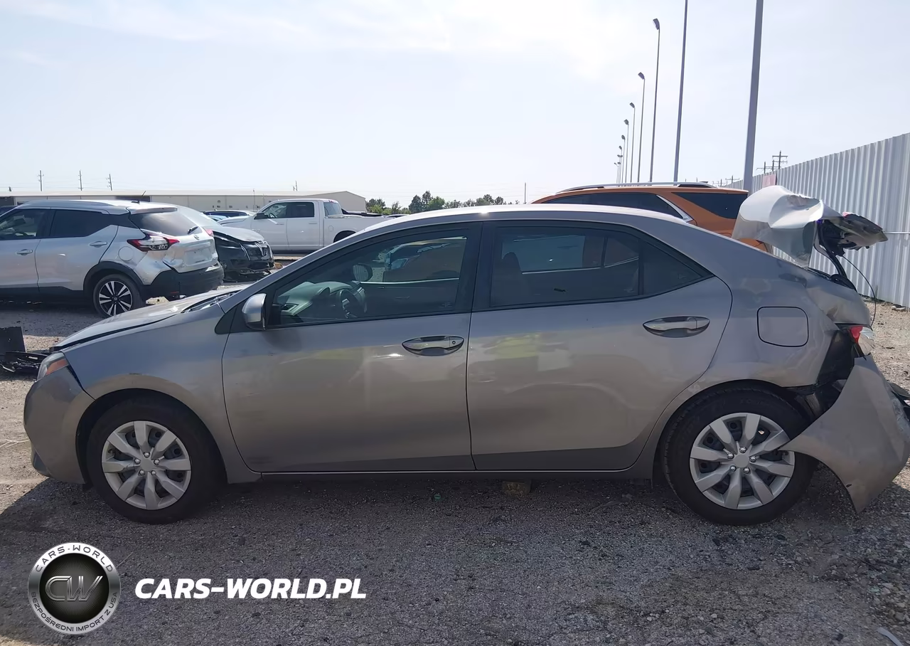 2016 Toyota Corolla Le VIN:5YFBURHE4GP447335 - 14