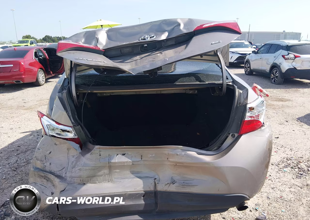 2016 Toyota Corolla Le VIN:5YFBURHE4GP447335 - 16