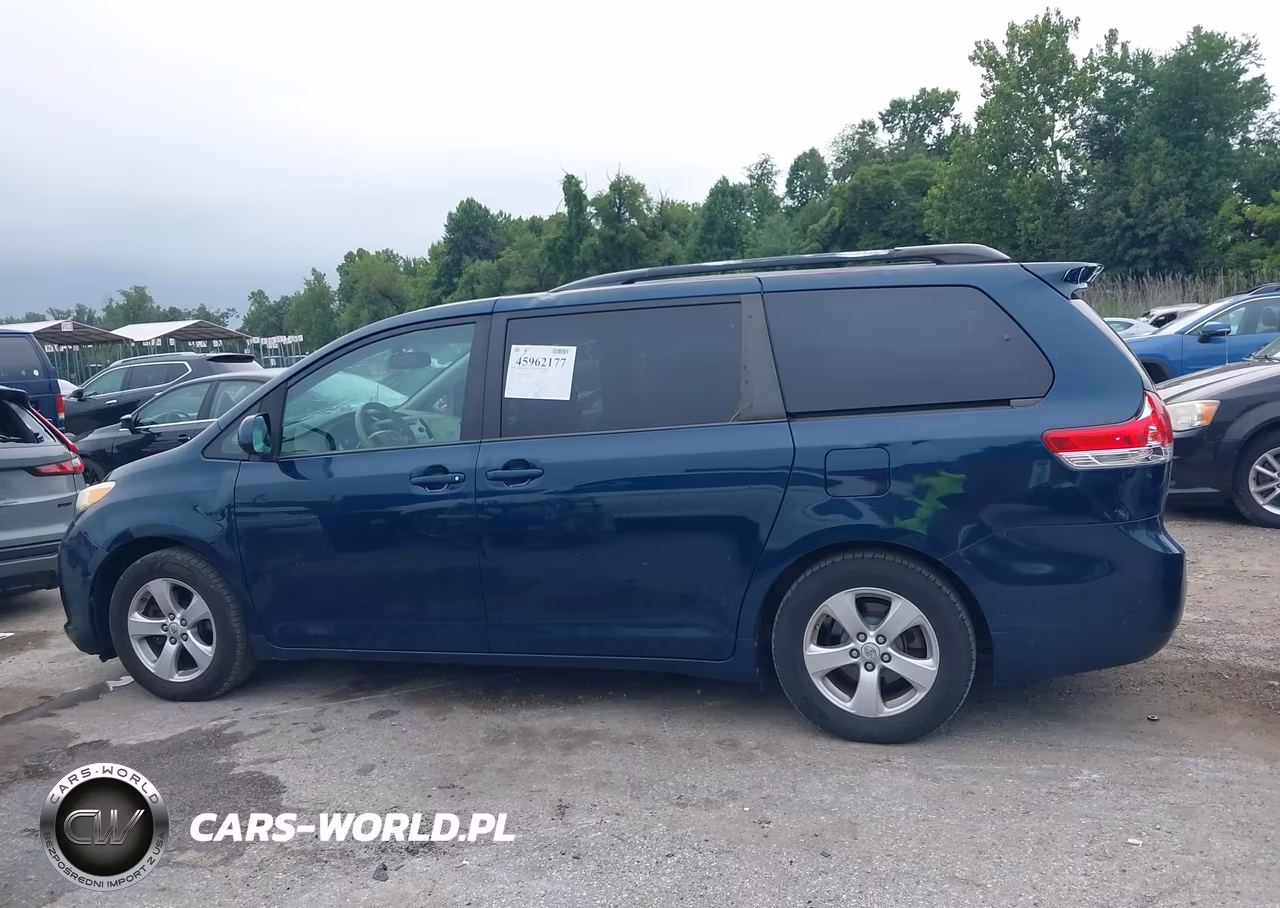 2012 Toyota Sienna Le V6 8 Passenger VIN:5TDKK3DC1CS199649 - 14