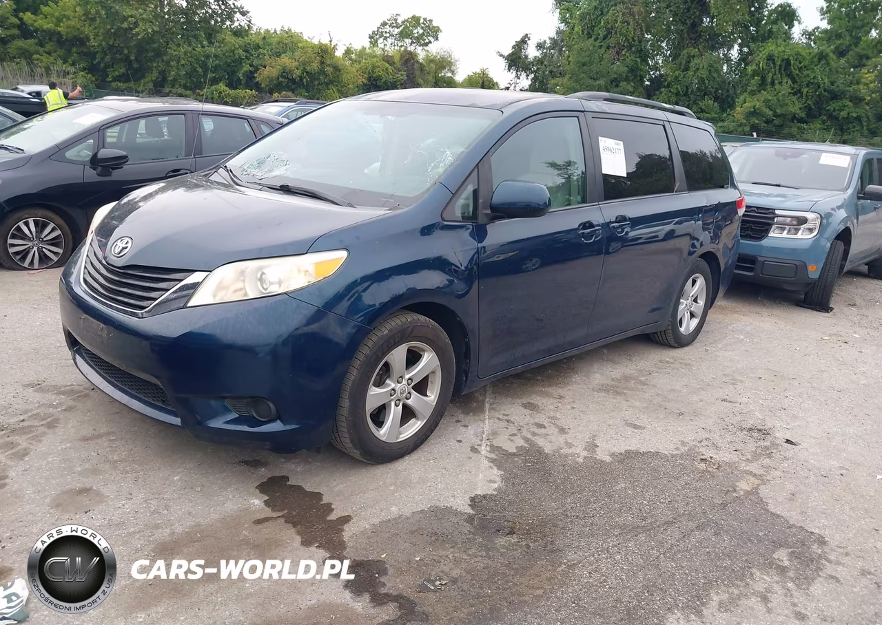 2012 Toyota Sienna Le V6 8 Passenger VIN:5TDKK3DC1CS199649 - 2