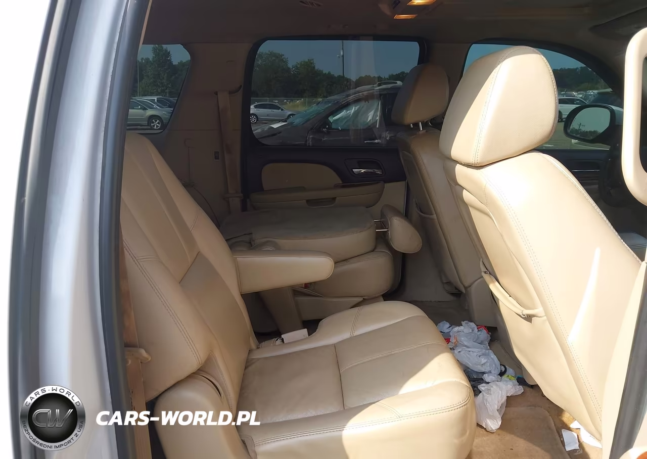 2007 Chevrolet Suburban Lt VIN:3GNFC16097G147736 - 8
