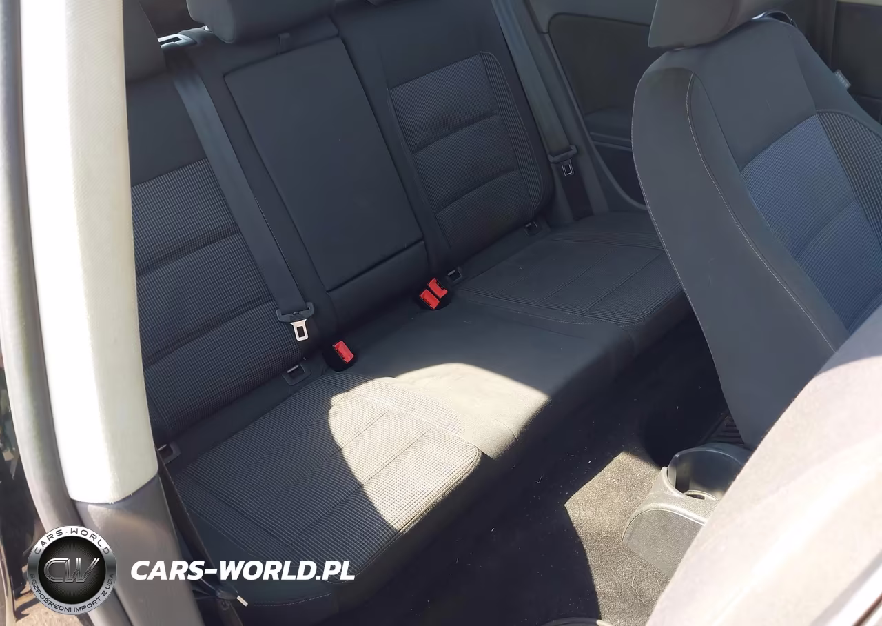 2012 Volkswagen Golf 2.5L 2-Door VIN:WVWBB7AJ6CW187328 - 8