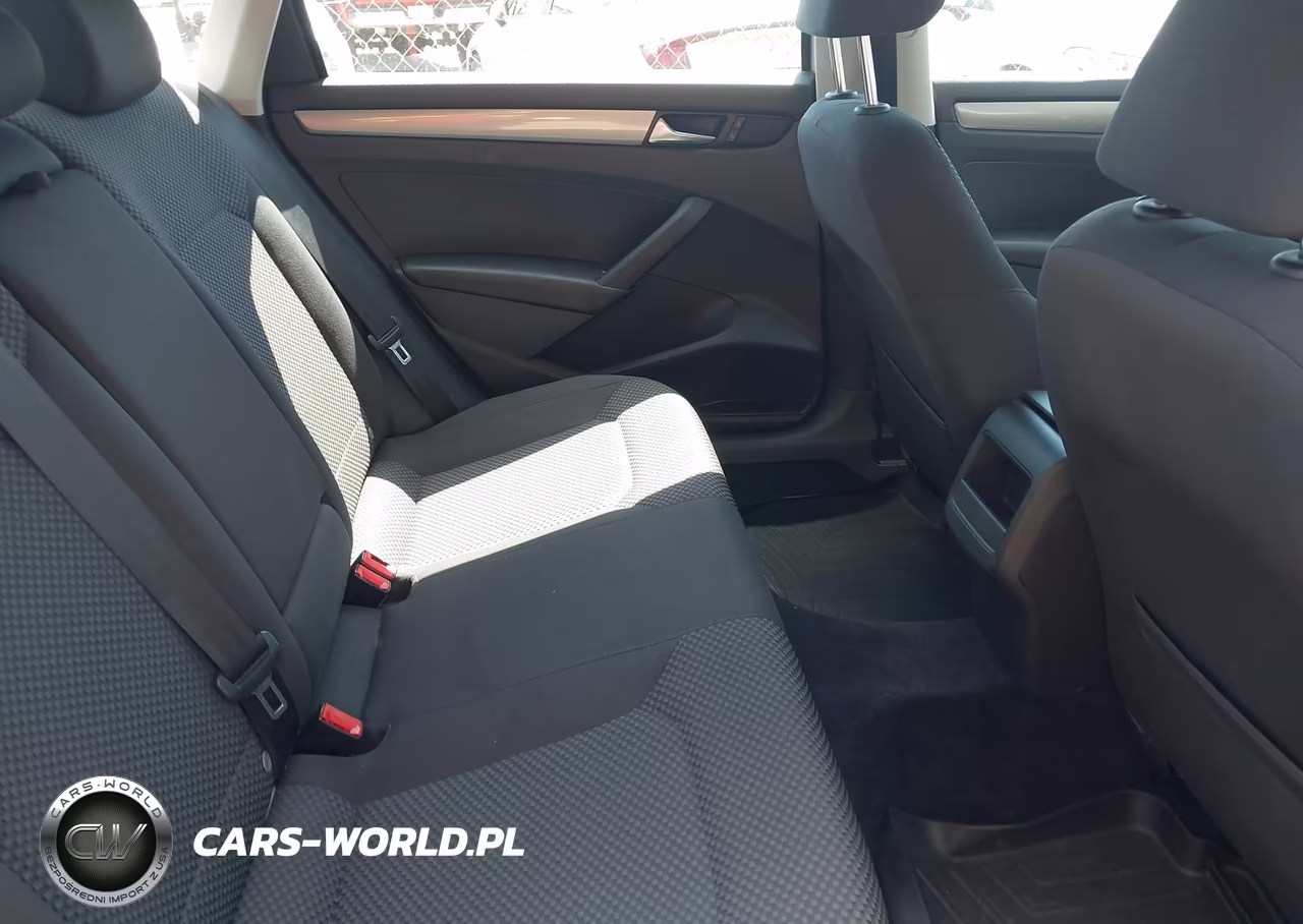 2013 Volkswagen Passat 2.5L S VIN:1VWAP7A39DC107812 - 8