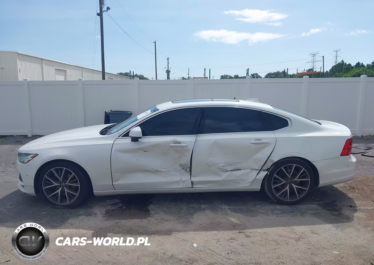 2018 Volvo S90 T5 Momentum VIN:LVY982AK8JP039285 - 14