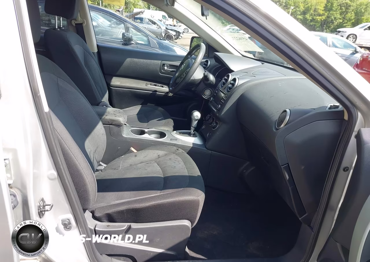 2013 Nissan Rogue S VIN:JN8AS5MV3DW606692 - 5