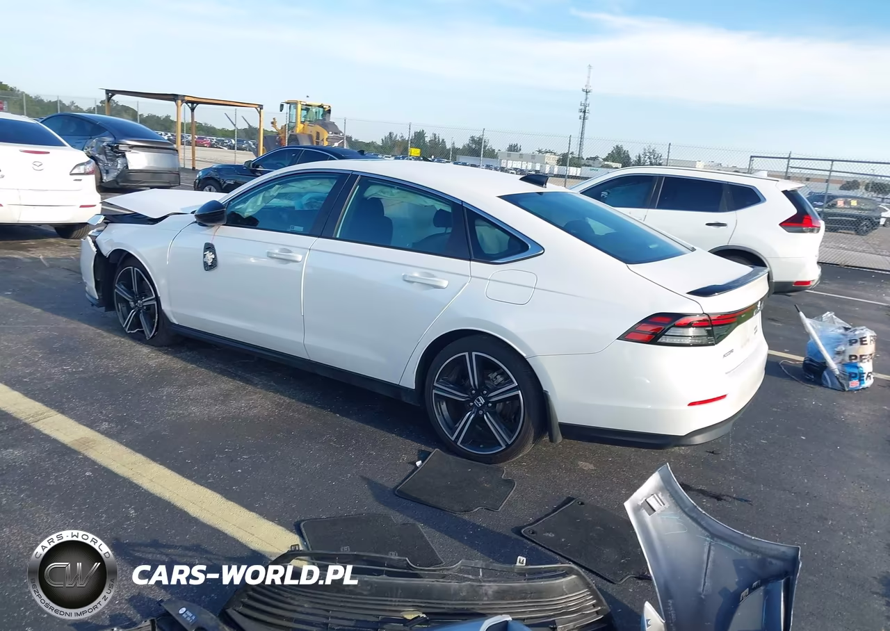 2025 Honda Accord Hybrid Sport VIN:1HGCY2F55SA050752 - 3