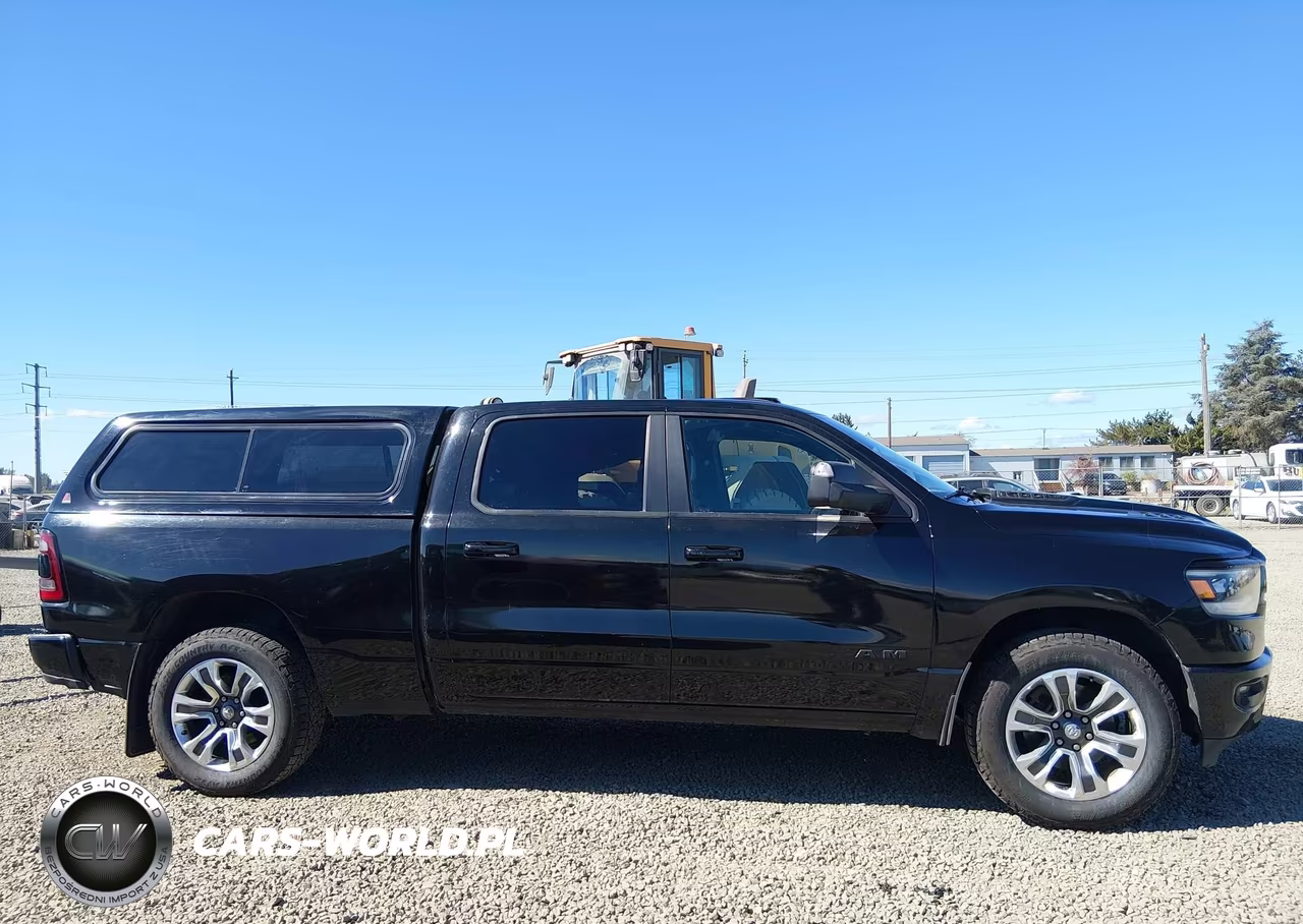 2019 Ram 1500 Sport VIN:1C6SRFTT9KN611276 - 13