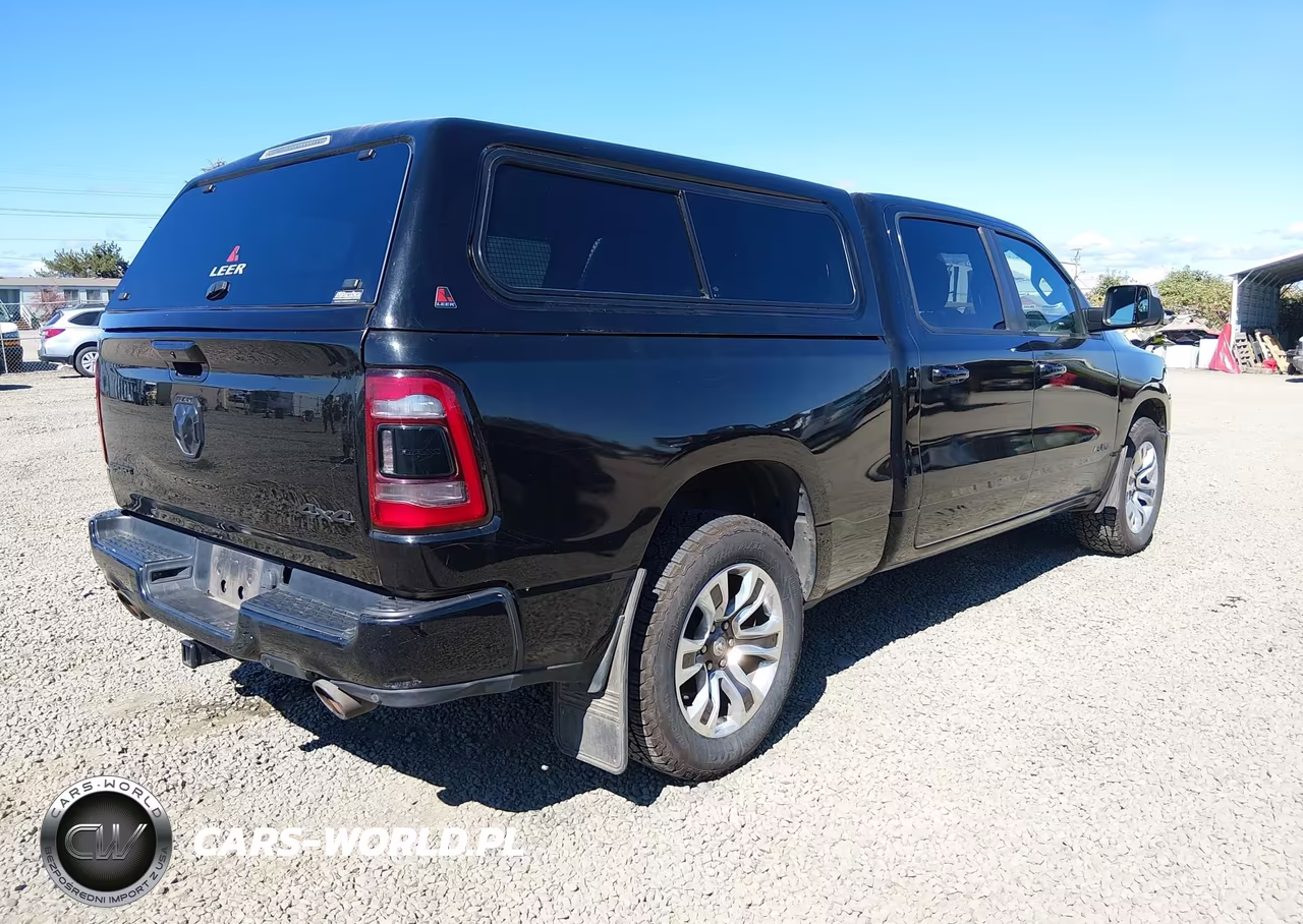 2019 Ram 1500 Sport VIN:1C6SRFTT9KN611276 - 4